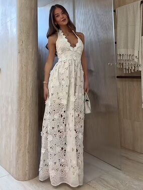 melissa halter maxi dress elliatt | Dresses | Nwt Elliatt Black Tiered Ruffle Gown 3x couture bridal gown